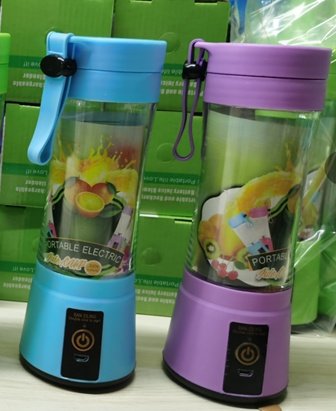 Portable Blender With USB Rechargeable Mini Kitchen Fruit Juice Mixer Home Simple Portable Electric Mini Juicer 3 Portable Blender With USB Rechargeable Mini Kitchen Fruit Juice Mixer Home Simple Portable Electric Mini Juicer - Image 3