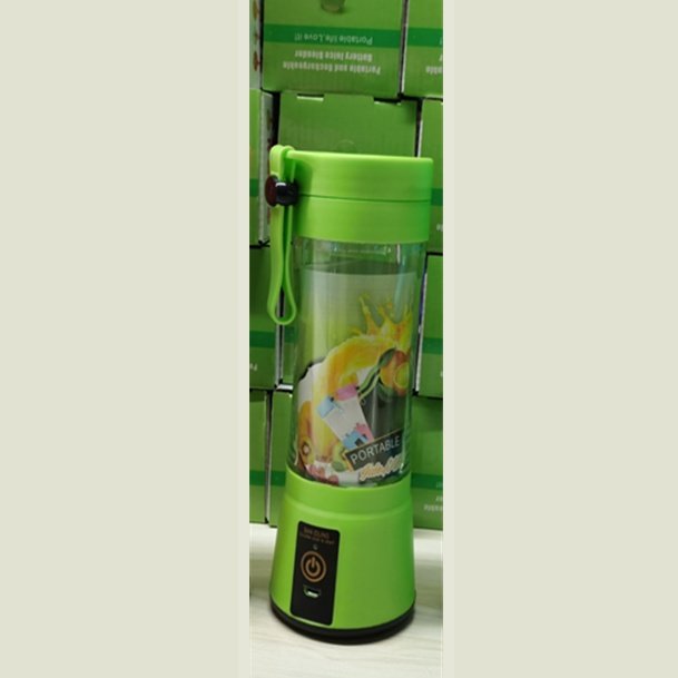 Portable Blender With USB Rechargeable Mini Kitchen Fruit Juice Mixer Home Simple Portable Electric Mini Juicer 6 Portable Blender With USB Rechargeable Mini Kitchen Fruit Juice Mixer Home Simple Portable Electric Mini Juicer - Image 6